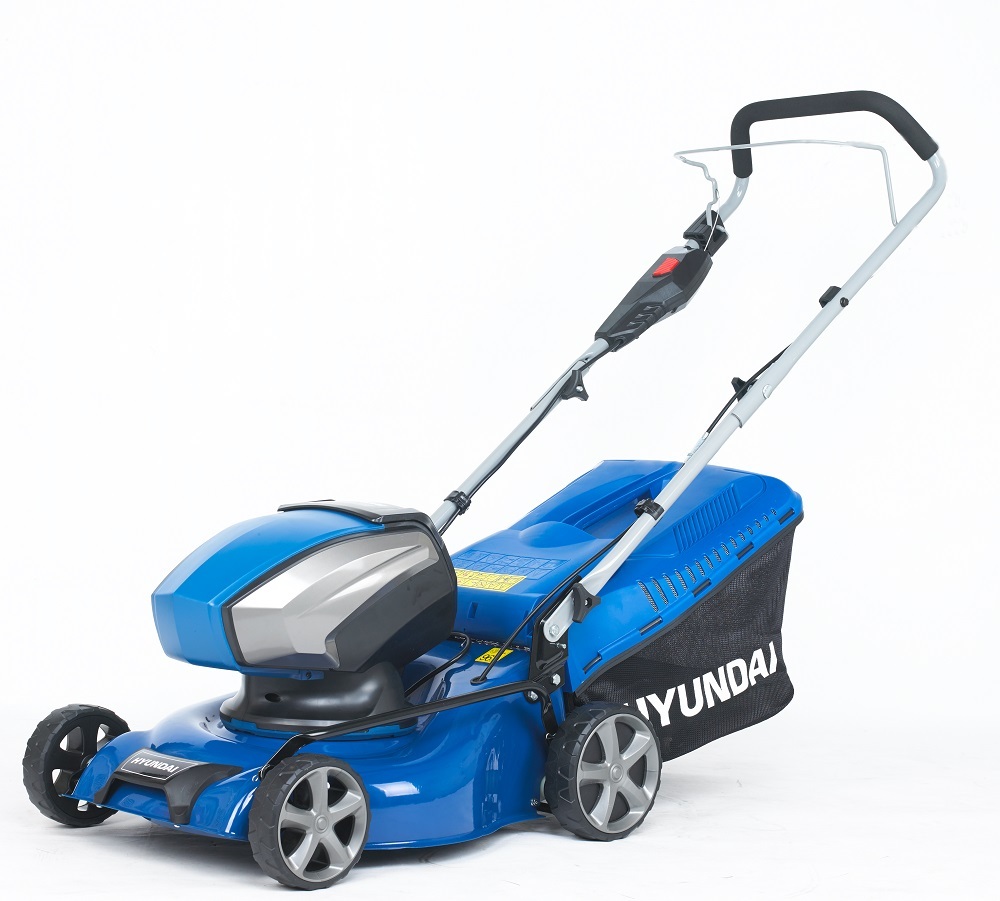 Hyundai 40V Battery 17" Lawn Mower Steel Deck with 4Ah Lithium Battery and Charger