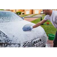 Plush car wash mitt