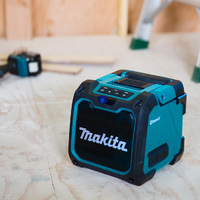 Makita Bluetooth Jobsite Speaker DMR200