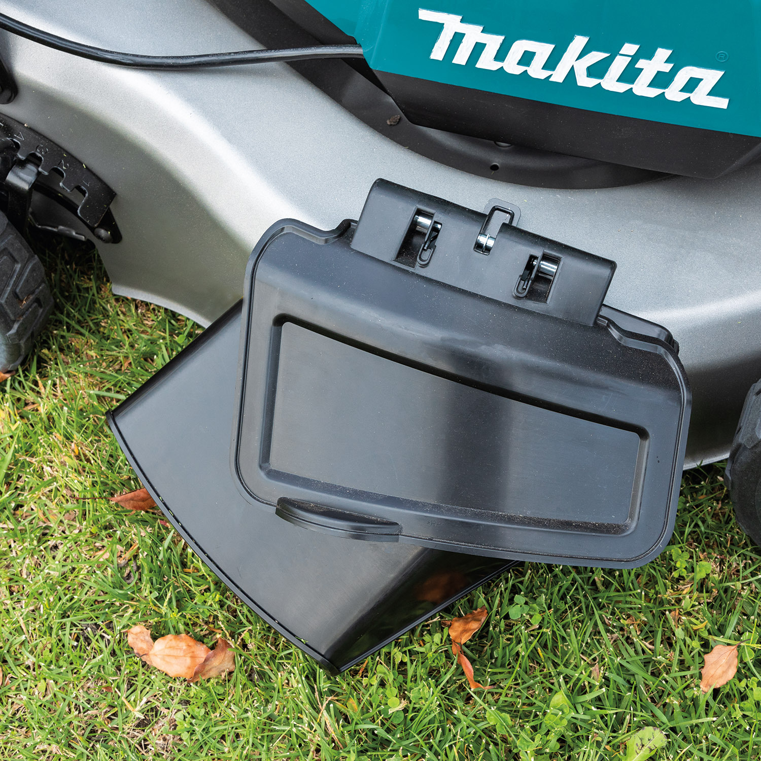 Makita 18Vx2 Brushless 534mm Self-Propelled Lawn Mower 5.0ah DLM536PT4X