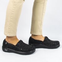 ALEGRIA Kelli Nursing Shoes Slip On Women's Work Working Hospitality - Black Embossed Paisley - 37