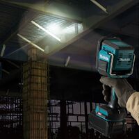 Makita 40V Max LED Long Distance Flashlight (tool only) ML007G