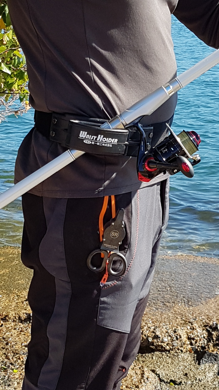 Daiichiseiko Rubber Waist Belt Fishing Rod Holder with Detachable Dial Pack