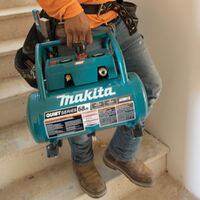 Makita 40V Max Brushless Air Compressor (tool only) AC001GZ