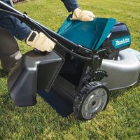 Makita 40V Max 534mm Brushless Lawn Mower 2x8.0ah Set LM002GL201
