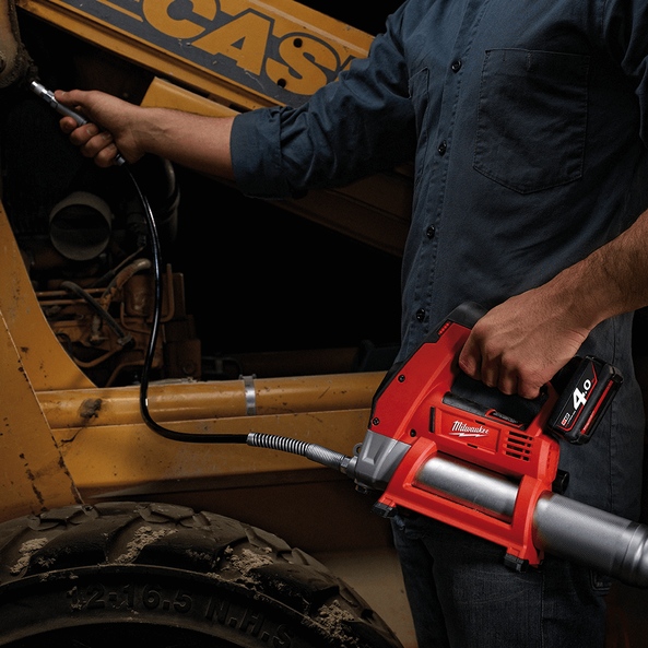 How to change, bleed and prime a Milwaukee grease gun