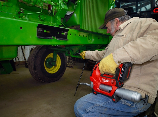 Priming the Milwaukee Grease Gun