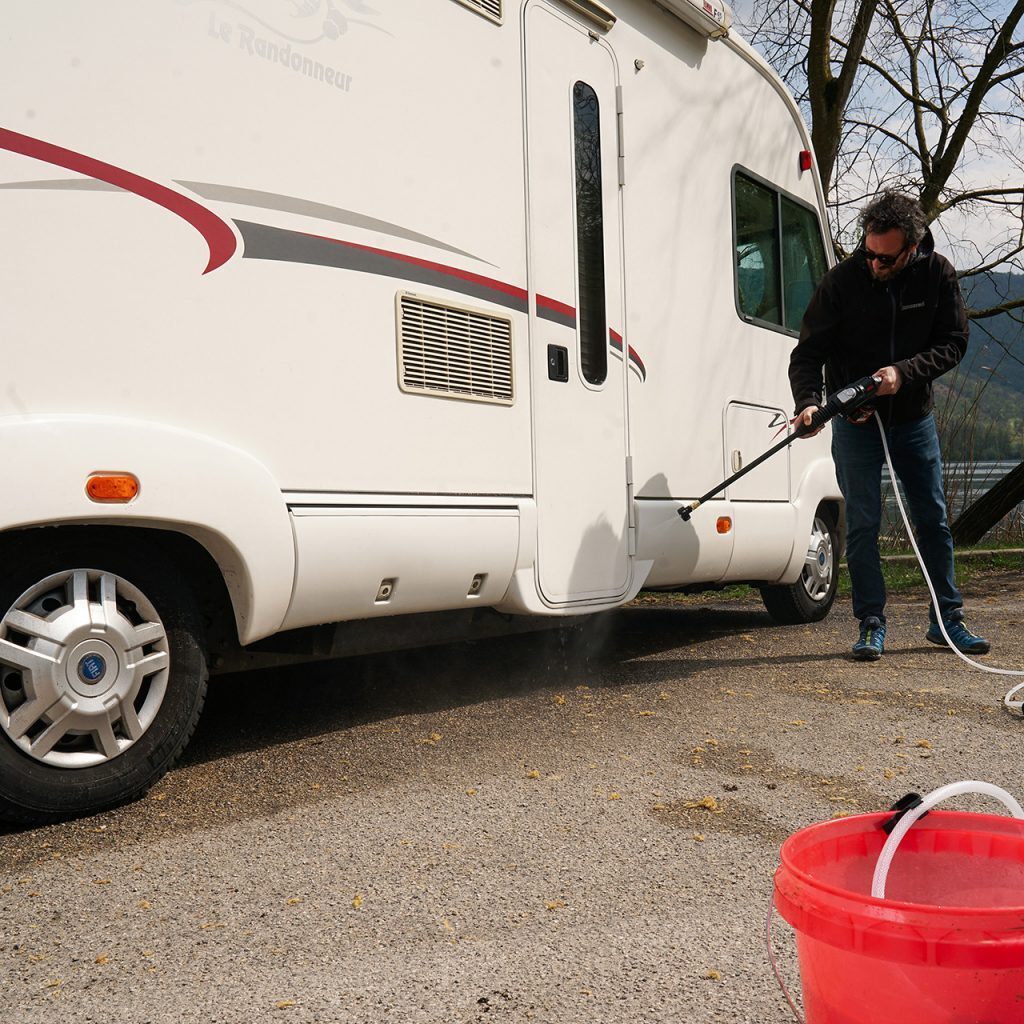 Maintenance and Safety Tips for using pressure washers