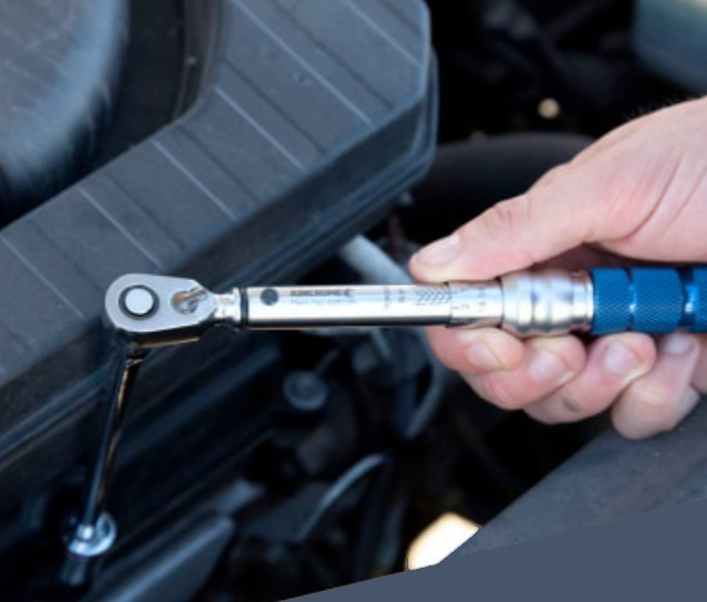 How to Use a Kincrome Torque Wrench